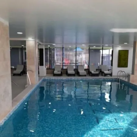 Apartment Azizi & Luxury 20m De Plaja *