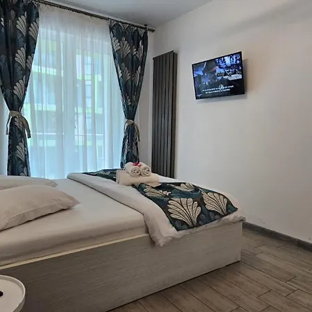 Apartment Azizi & Luxury 20m De Plaja *