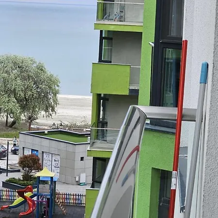 Apartment Azizi & Luxury 20m De Plaja
