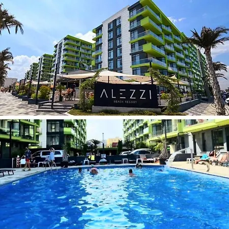 Azizi & Luxury 20m De Plaja Apartment